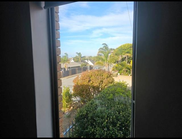 8 BEDROOM HOUSE FOR SALE IN MOSSEL BAY CENTRAL